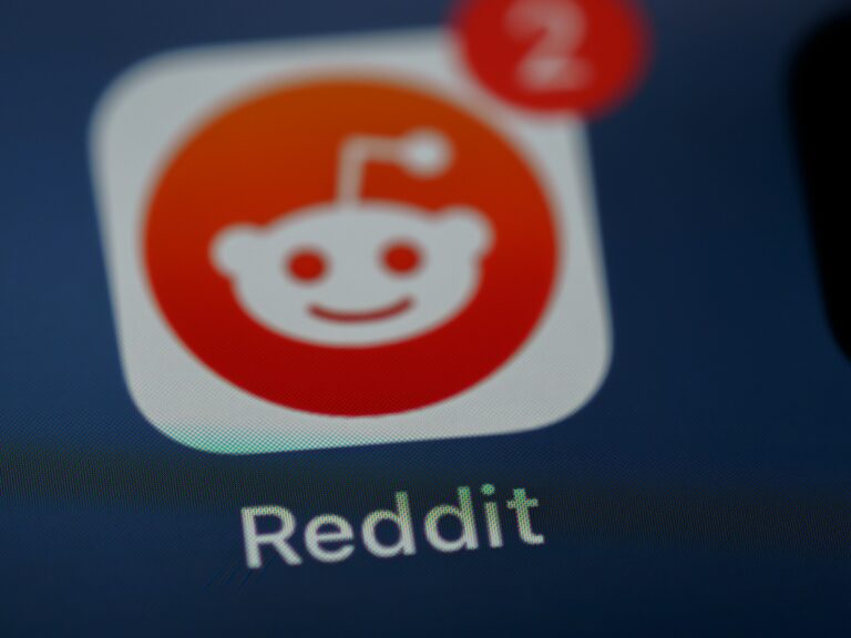 Reddit’s Alleged Data Sale for AI Training Raises Concerns